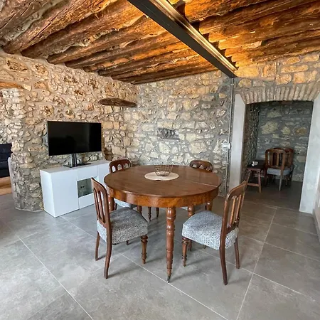 Iseolakerental - Dove Il Brilla *